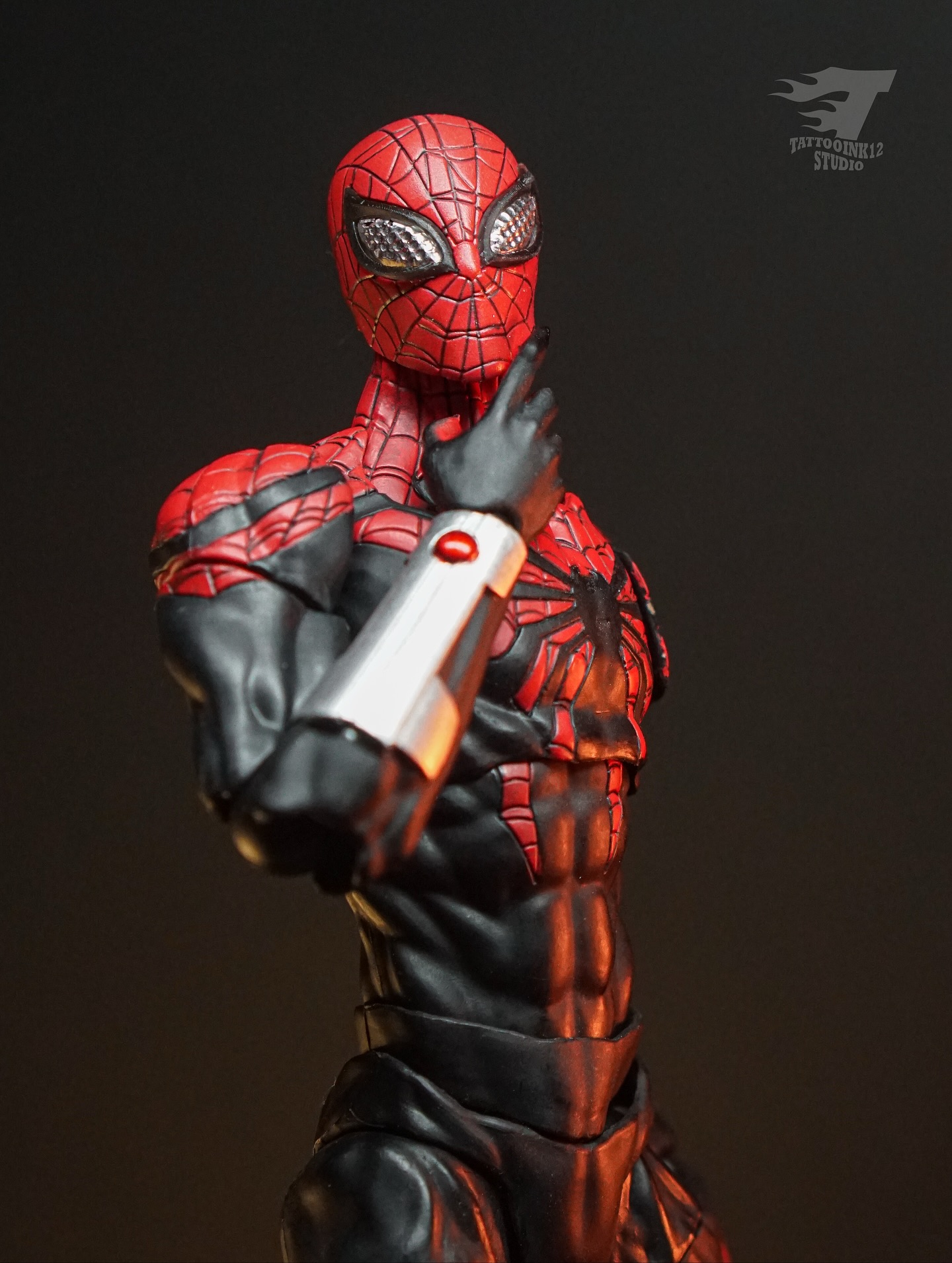 Pre-order Masked spiderior