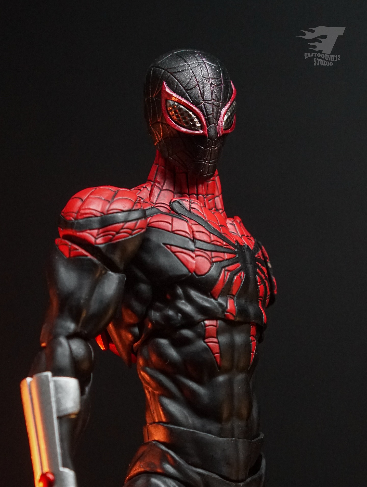 Pre-order Masked spiderior