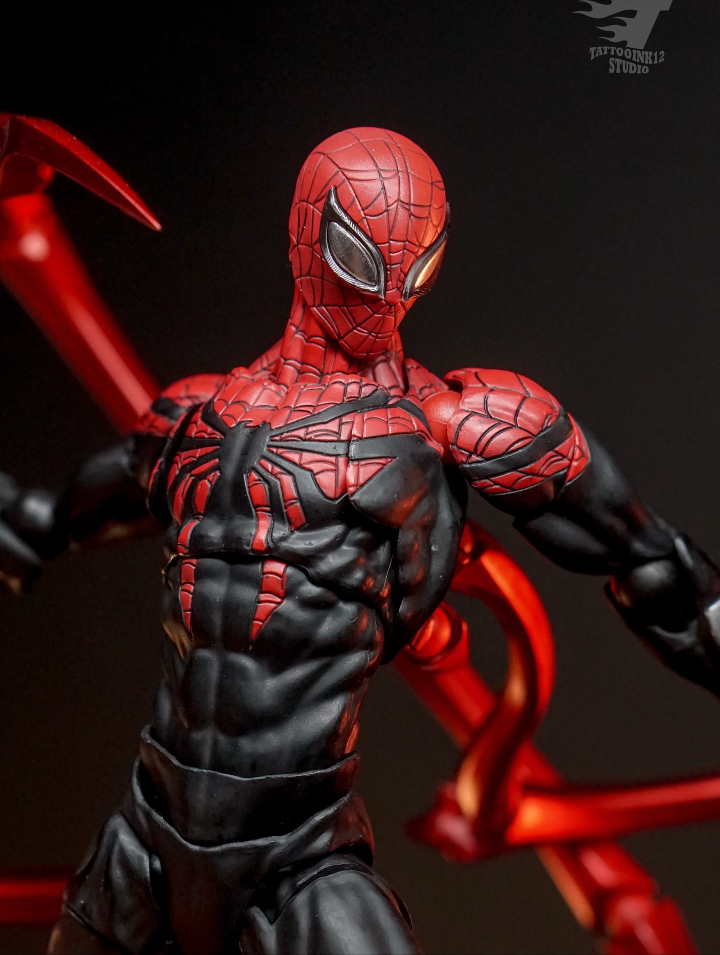 Pre-order Masked spiderior