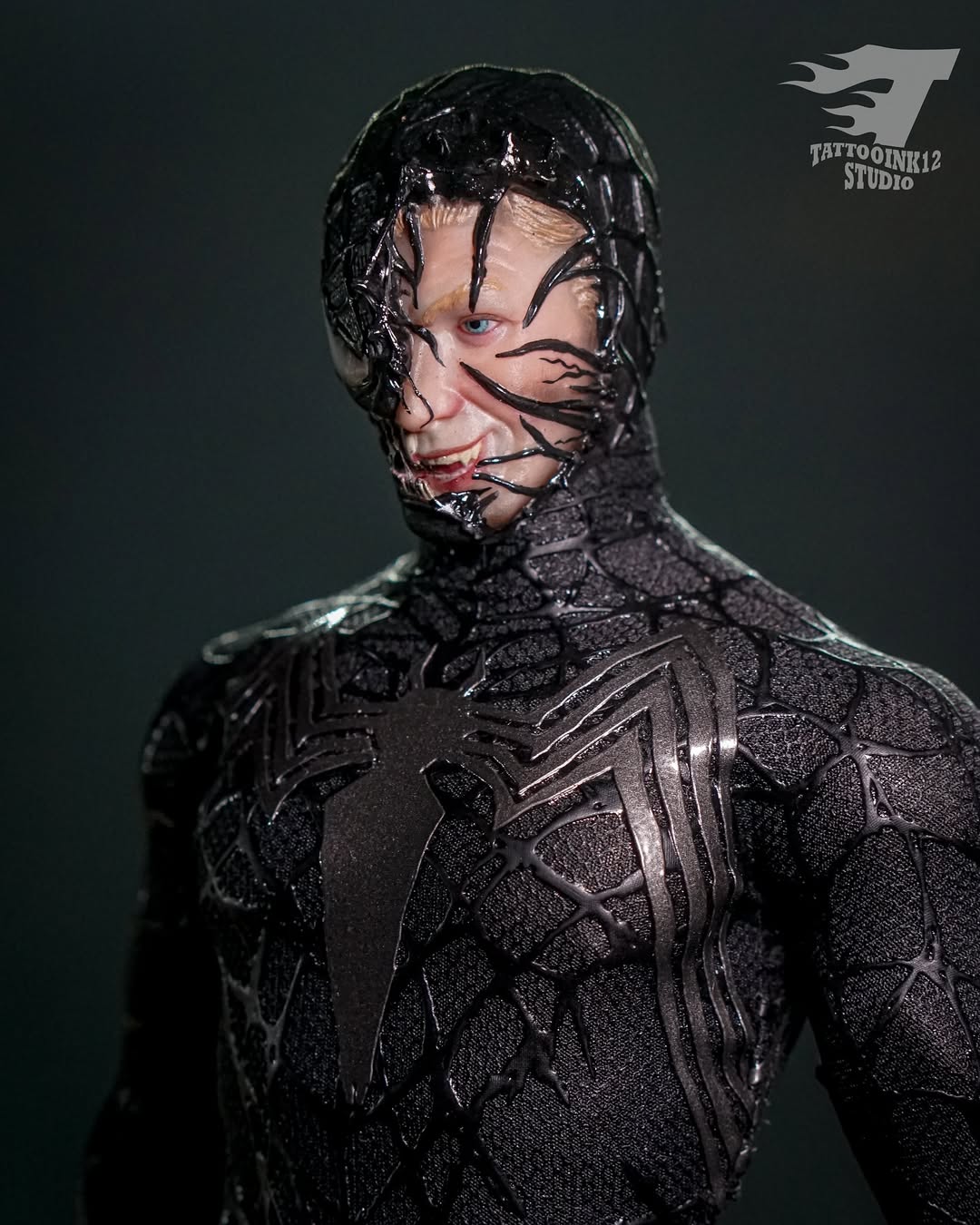 Venom Half face masked For Thundertoy 1/6